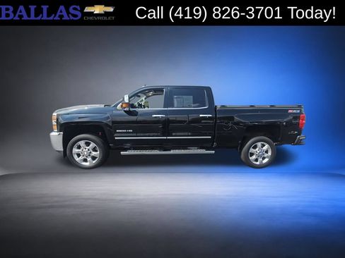 Used 2017 Chevrolet Silverado 2500 LTZ w/ Duramax Plus Package AWD/4WD image 5