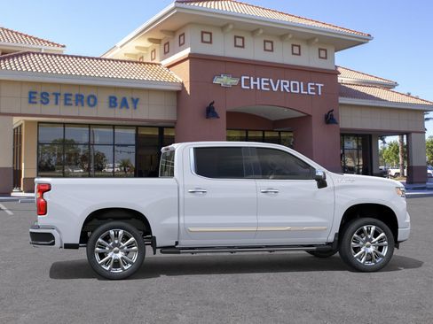 New 2026 Chevrolet Silverado 1500 High Country w/ High Country Premium Package AWD/4WD image 29