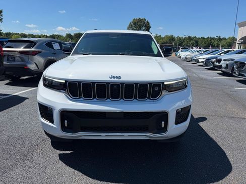 Used 2022 Jeep Grand Cherokee Overland w/ Adv Protech Group III AWD/4WD image 3