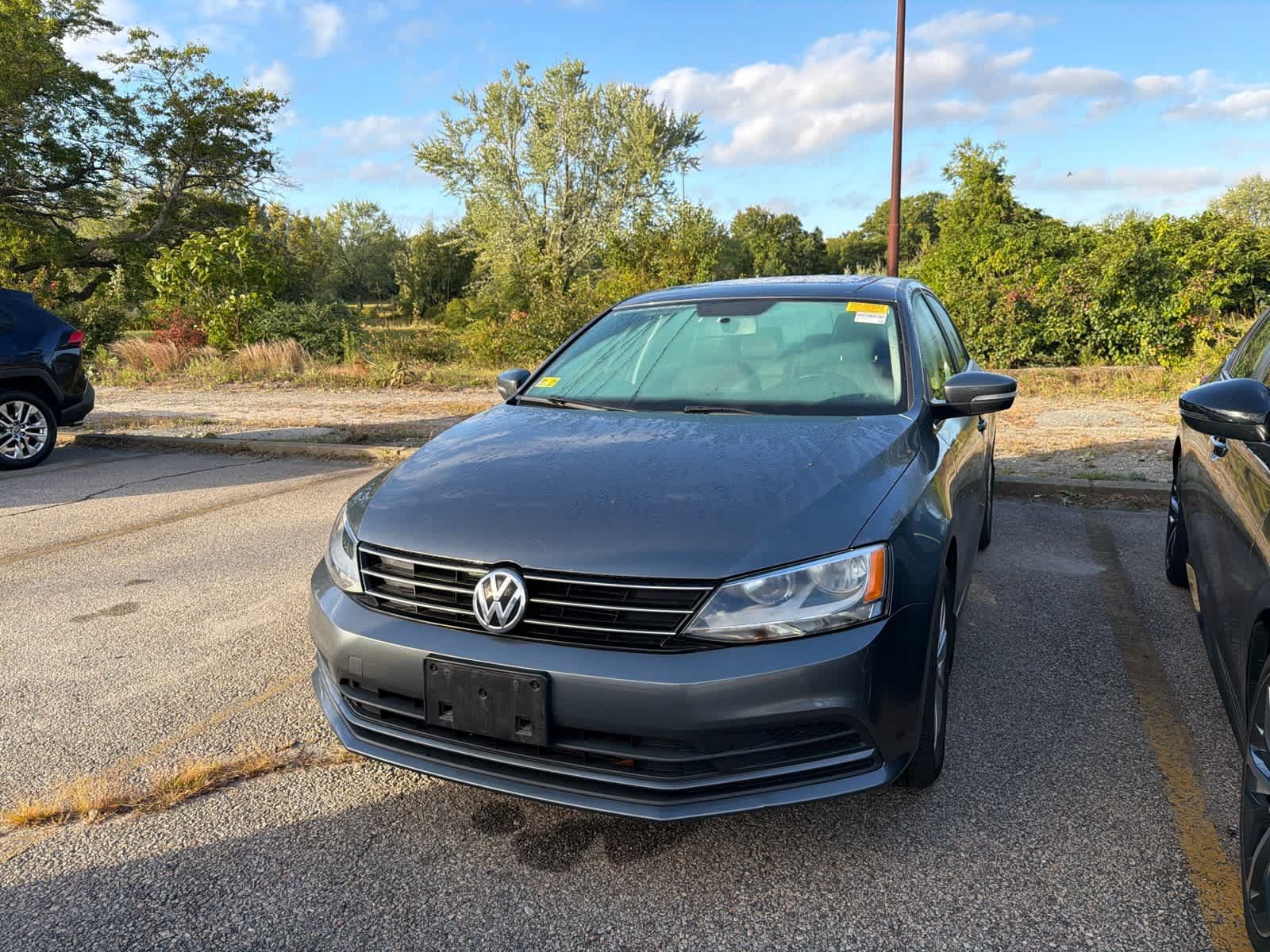 Used 2016 Volkswagen Jetta SE FWD image 9