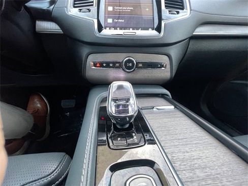 Used 2023 Volvo XC90 B6 Ultimate w/ Protection Package Premier image 15