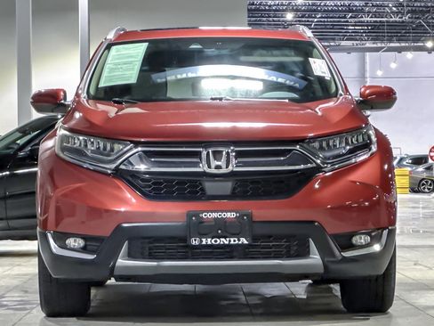 Used 2018 Honda CR-V Touring image 5