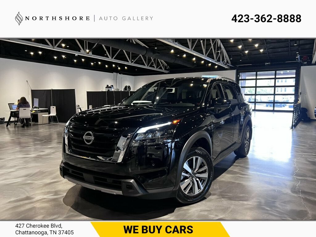 Used 2025 Nissan Pathfinder SL w/ Cargo Package FWD image 1