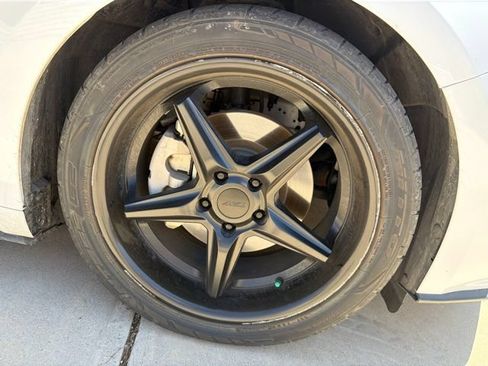 Certified 2023 Ford Mustang Coupe RWD image 9