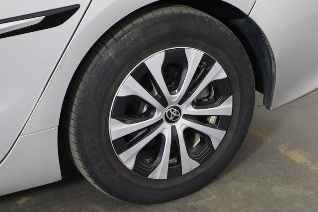 Used 2020 Toyota Prius Prime XLE FWD image 31