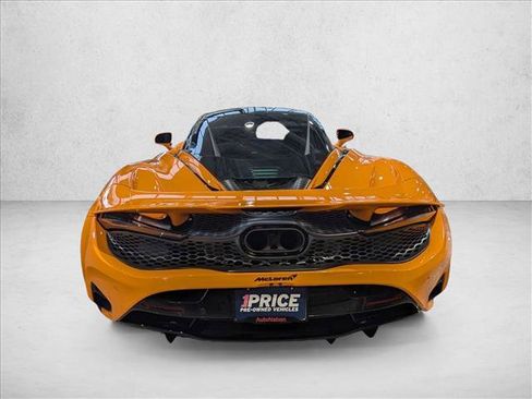 Used 2025 McLaren 750S image 6