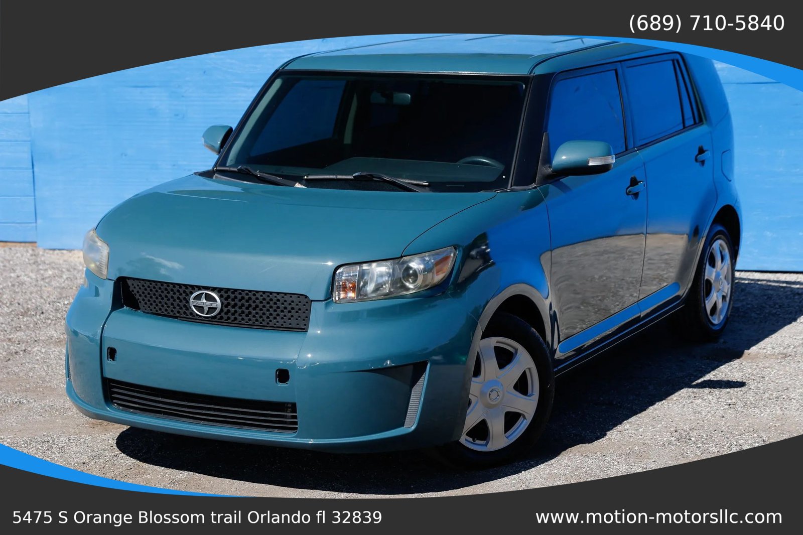 Used 2010 Scion xB FWD image 1