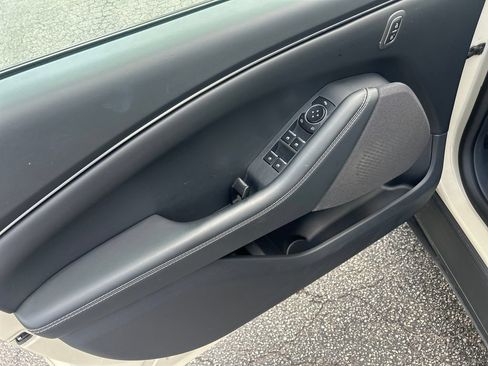 Used 2025 Ford Mustang Mach-E Select RWD image 12