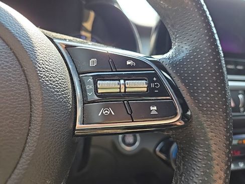 Certified 2023 Kia Forte GT-Line w/ GT-Line Premium Package FWD image 18