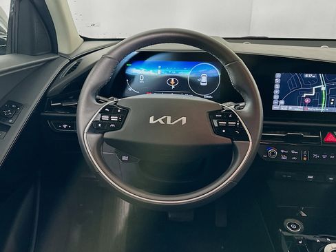 Used 2024 Kia Niro Wind image 17