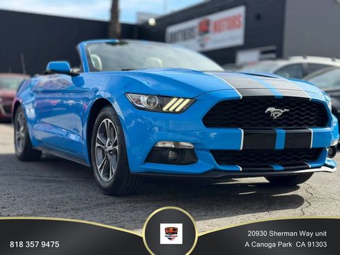 Used 2017 Ford Mustang Premium image 1