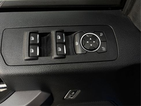 Used 2019 Ford F150 XLT w/ Equipment Group 302A Luxury AWD/4WD image 39