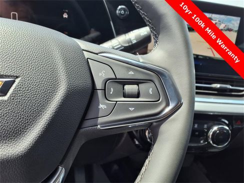 New 2025 Chevrolet Trax LT w/ LT Convenience Package image 23