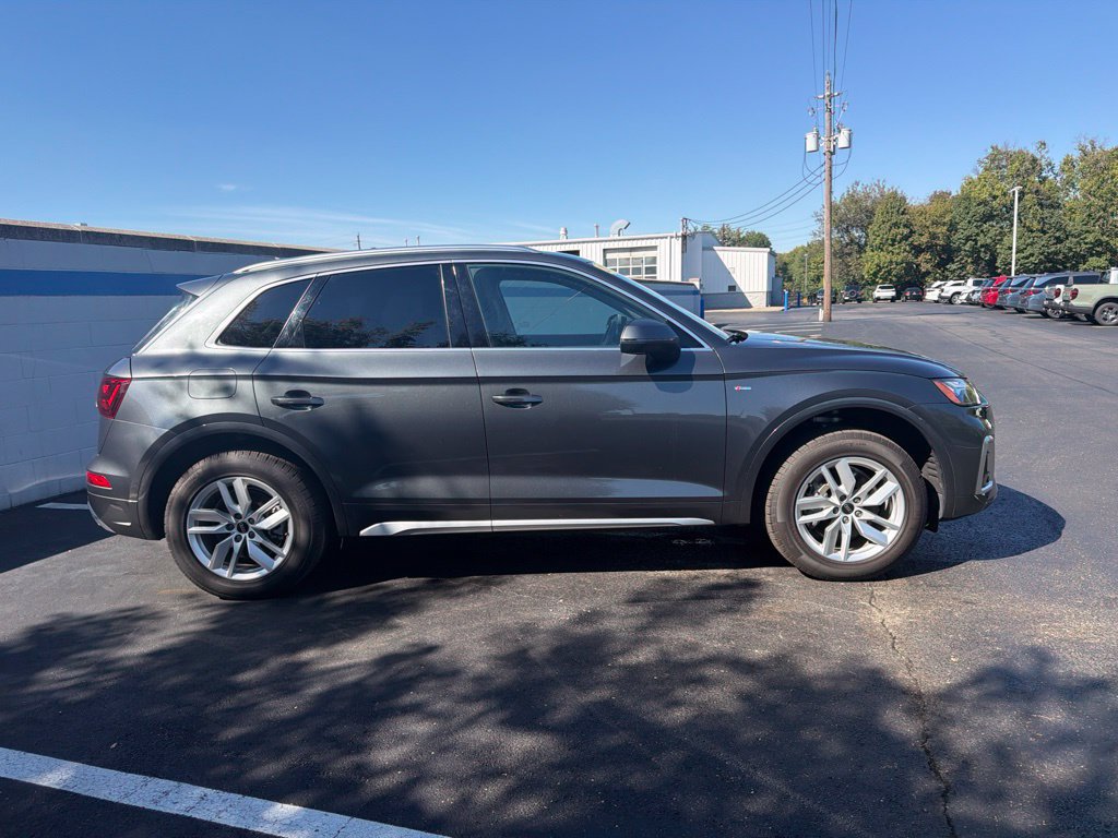 Used 2023 Audi Q5 2.0T Premium w/ Convenience Package AWD/4WD image 6