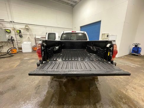 Used 2012 Toyota Tacoma 4x4 Access Cab w/ Convenience Pkg image 24
