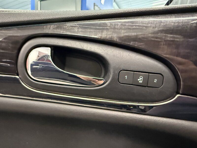 Used 2015 Buick Enclave Leather AWD/4WD image 21