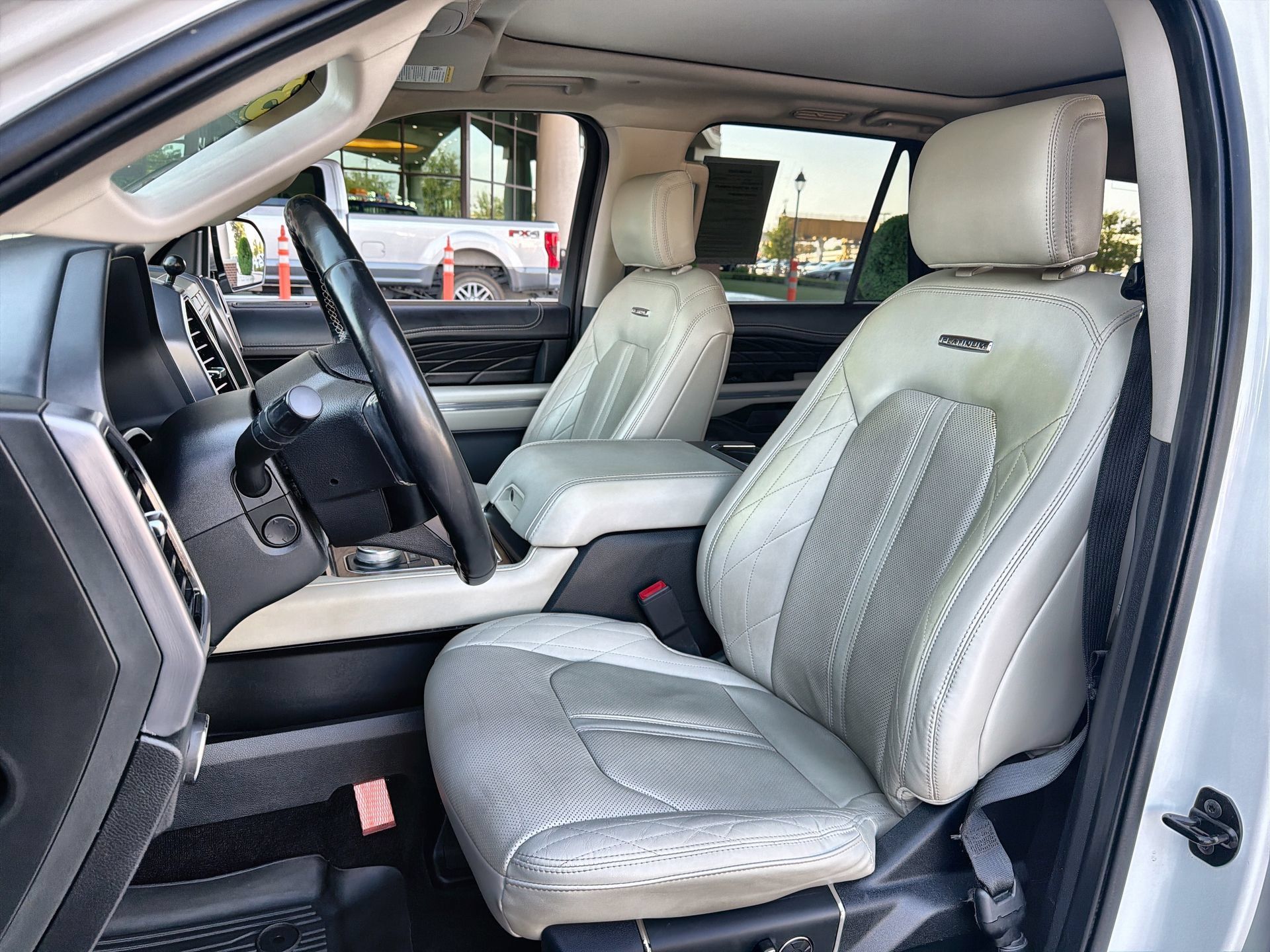 Certified 2020 Ford Expedition Platinum RWD image 11