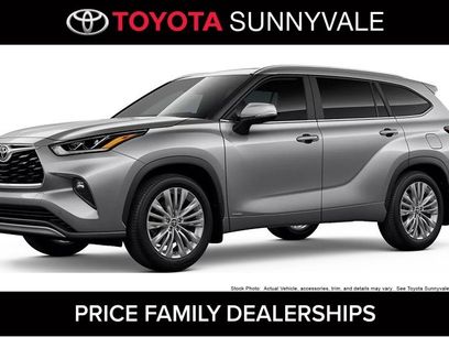 New 2025 Toyota Highlander Platinum