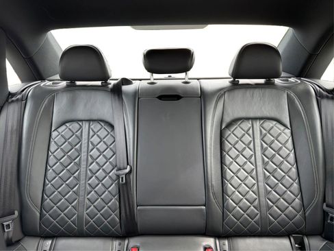 Used 2019 Audi S4 Prestige w/ Prestige Package image 15