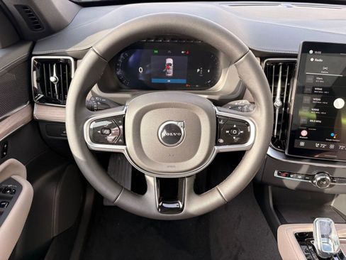New 2026 Volvo XC90 B6 Plus image 16
