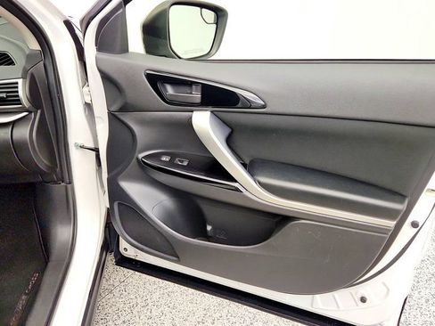 Used 2019 Mitsubishi Eclipse Cross AWD image 25