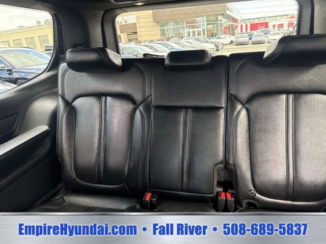 Used 2024 Jeep Wagoneer Series III AWD/4WD image 17