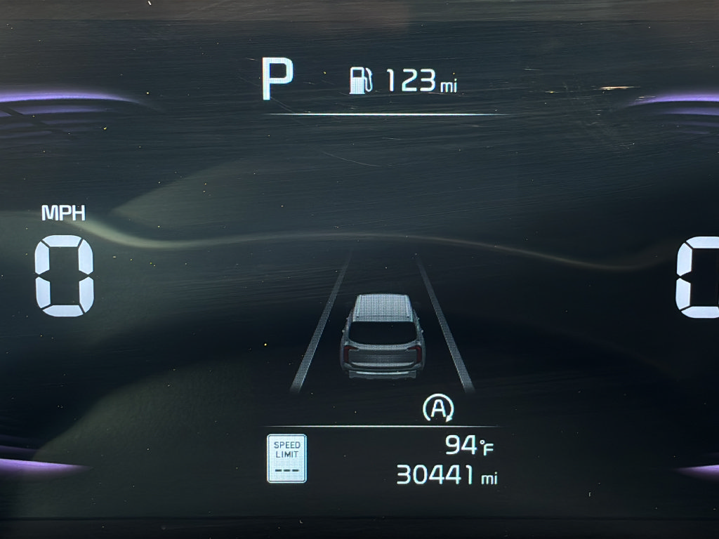 Used 2025 Kia Telluride S FWD image 25