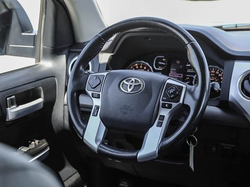 Used 2020 Toyota Tundra SR5 w/ SR5 Leather Package AWD/4WD image 15