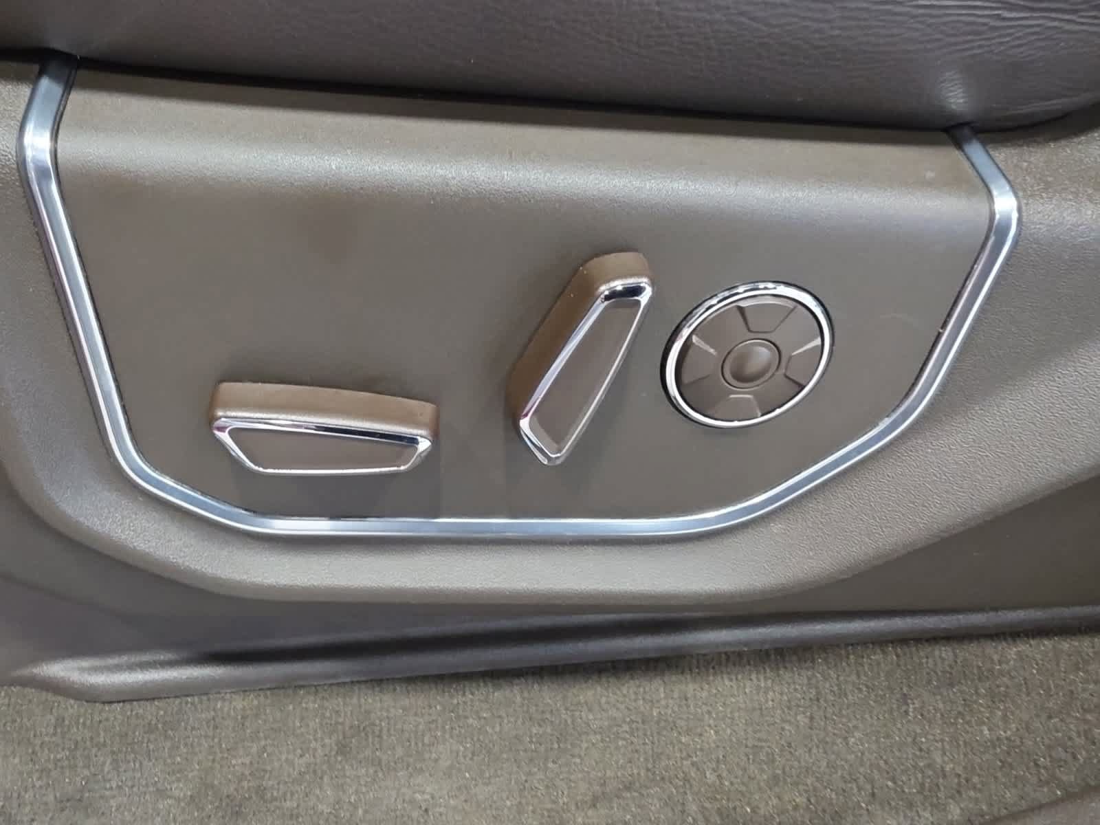 Used 2019 Ford F150 Limited AWD/4WD image 22