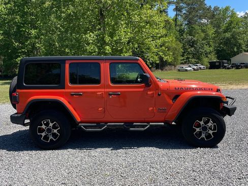 Used 2018 Jeep Wrangler Unlimited Rubicon w/ Safety Group image 4