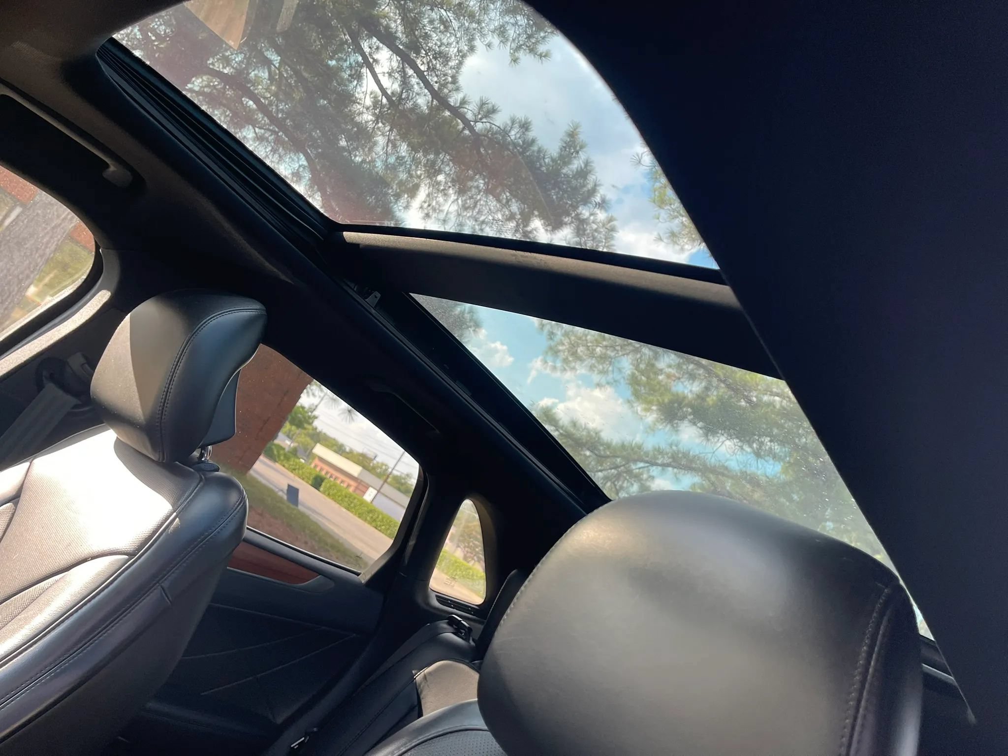 Used 2019 Lincoln MKC Reserve w/ MKC Climate Package AWD/4WD image 19