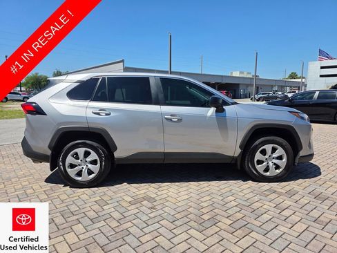 Used 2025 Toyota RAV4 LE image 12