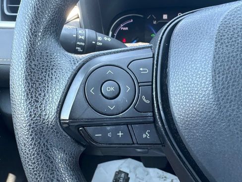 Used 2023 Toyota RAV4 AWD Hybrid image 8