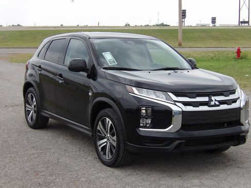 Used 2024 Mitsubishi Outlander Sport ES AWD/4WD image 4