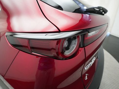 Used 2025 MAZDA CX-30 AWD 2.5 S w/ Select Sport Pkg image 32