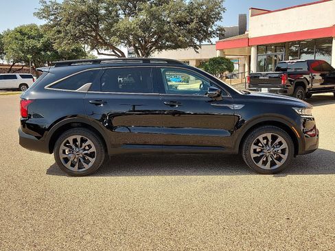 Used 2022 Kia Sorento SX Prestige w/ Rust Color Package AWD/4WD image 5