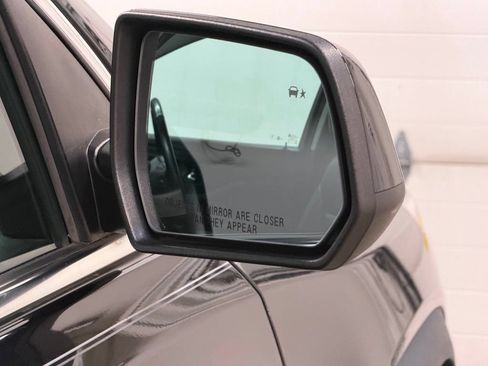 Certified 2017 GMC Acadia SLT AWD/4WD image 9