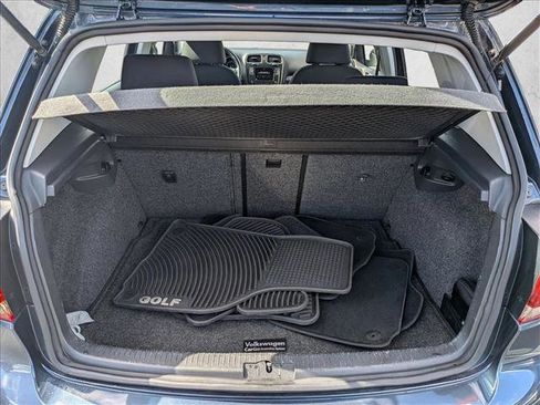 Used 2014 Volkswagen Golf 4-Door image 6