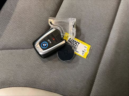Used 2020 BMW i3 w/ Range Extender image 12