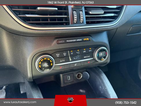 Used 2020 Ford Escape SEL FWD image 22