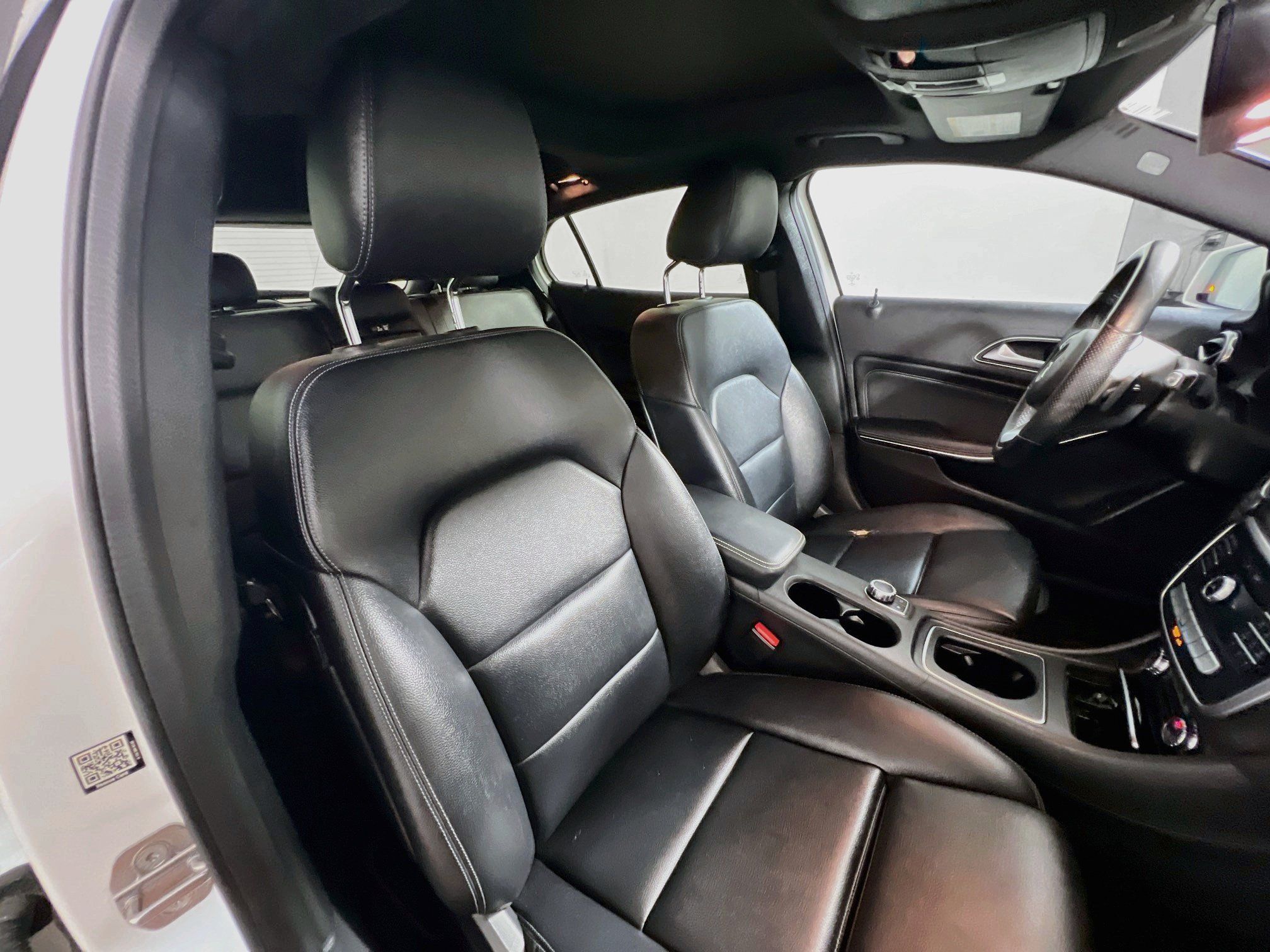 Used 2020 Mercedes-Benz GLA 250 image 30