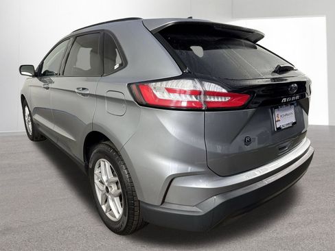 Used 2023 Ford Edge SE image 30