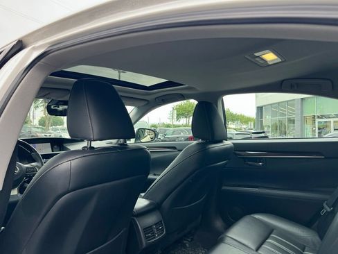Used 2017 Lexus ES 350 FWD image 9