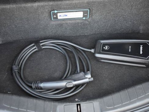 Used 2013 Ford Fusion Energi Titanium w/ Driver Assist Pkg FWD image 9