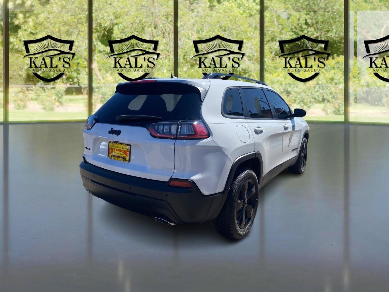 Used 2020 Jeep Cherokee Latitude Plus AWD/4WD image 5