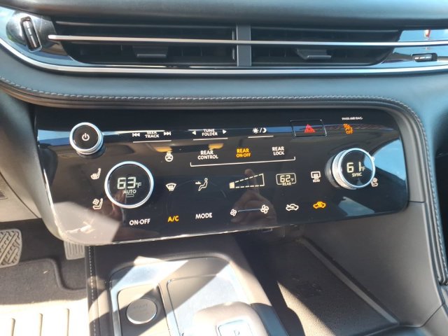 Used 2024 INFINITI QX60 Luxe w/ Vision Package FWD image 20