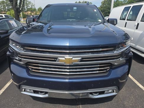 Used 2020 Chevrolet Silverado 1500 High Country AWD/4WD image 3