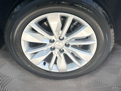 New 2026 Mitsubishi Outlander ES FWD image 32