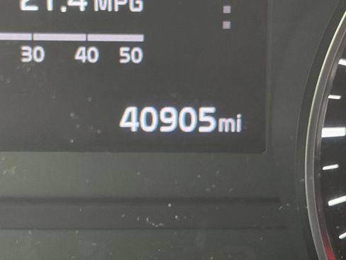 Used 2020 Kia Sportage SX image 23