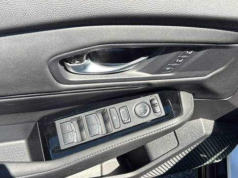 Used 2025 Honda Accord Touring image 14